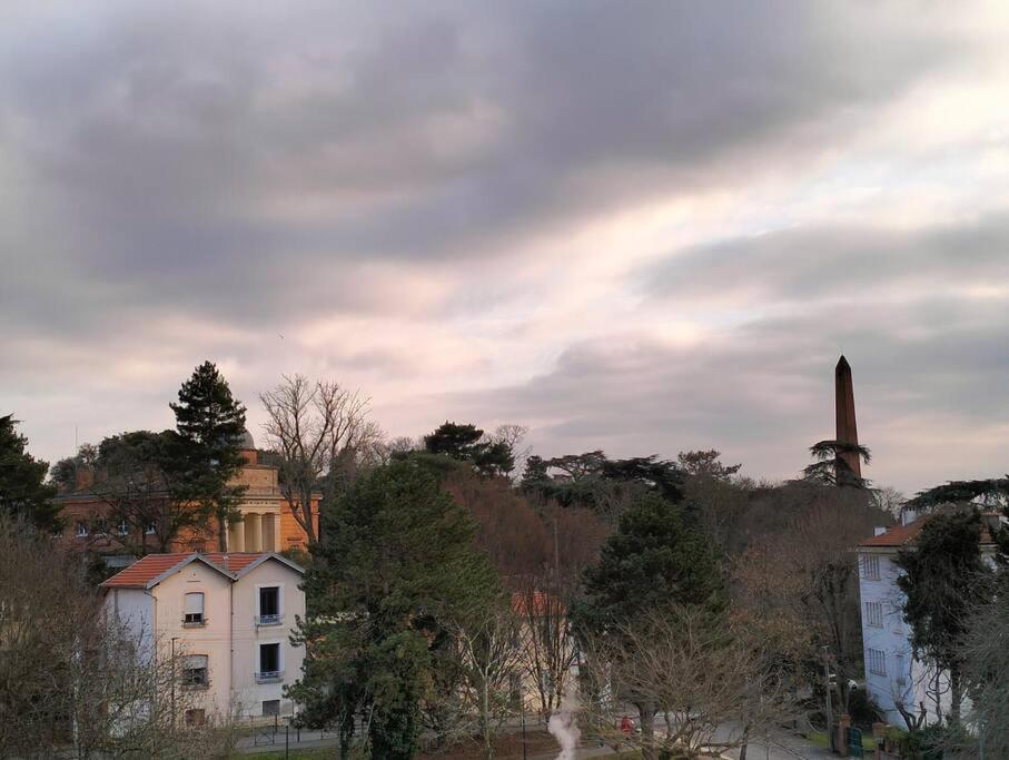 Charmant Logement, Vue Sur Toulouse 1 Min Du Metro Eksteriør billede